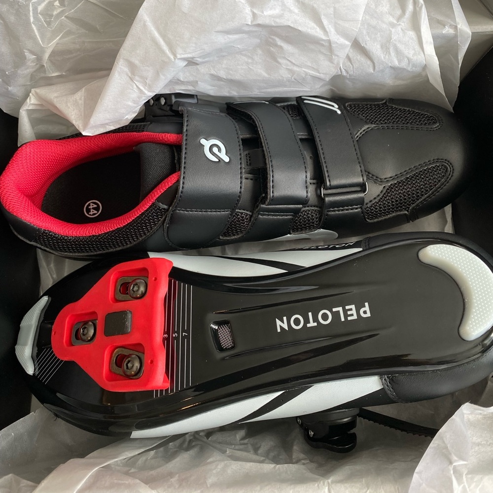 Men’s Peloton Cycling Shoes. Brand New. Size 44 (Men’s 10.5)
